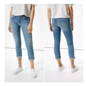 American Eagle Women’s Artist Crop Stretch Jeans, Size 8, Medium Light Wash